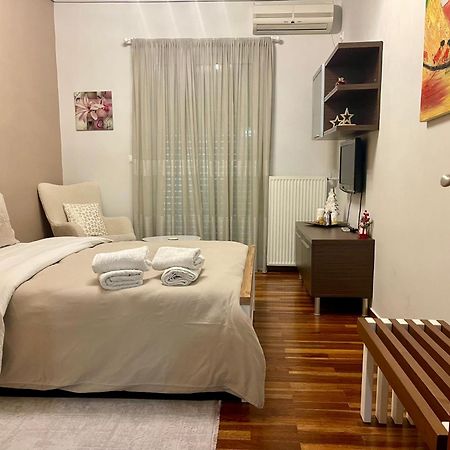 Elegant Downtown Retreat Apartment Kalamata Luaran gambar