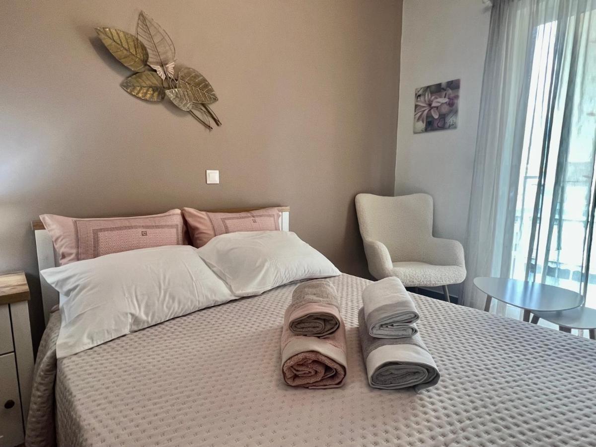 Elegant Downtown Retreat Apartment Kalamata Luaran gambar