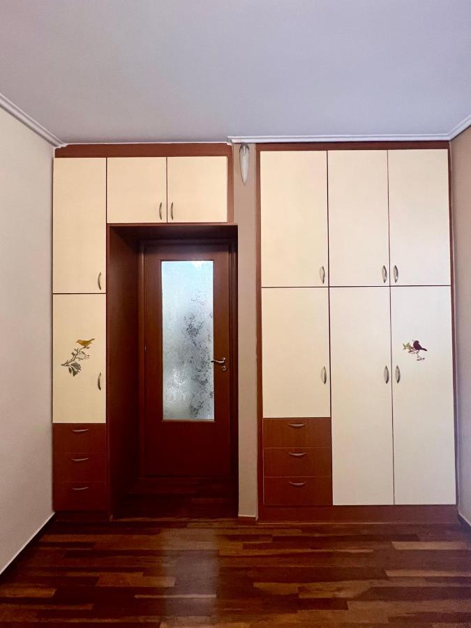 Elegant Downtown Retreat Apartment Kalamata Luaran gambar