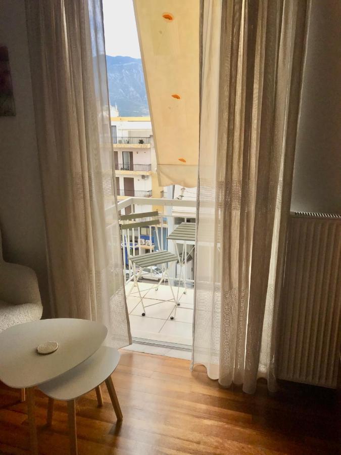 Elegant Downtown Retreat Apartment Kalamata Luaran gambar